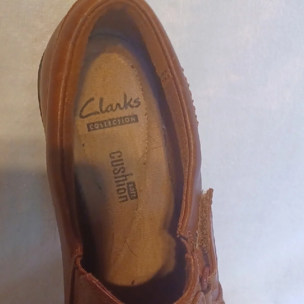 Clarks Women's Brown Leather Loafers Women's Size 7